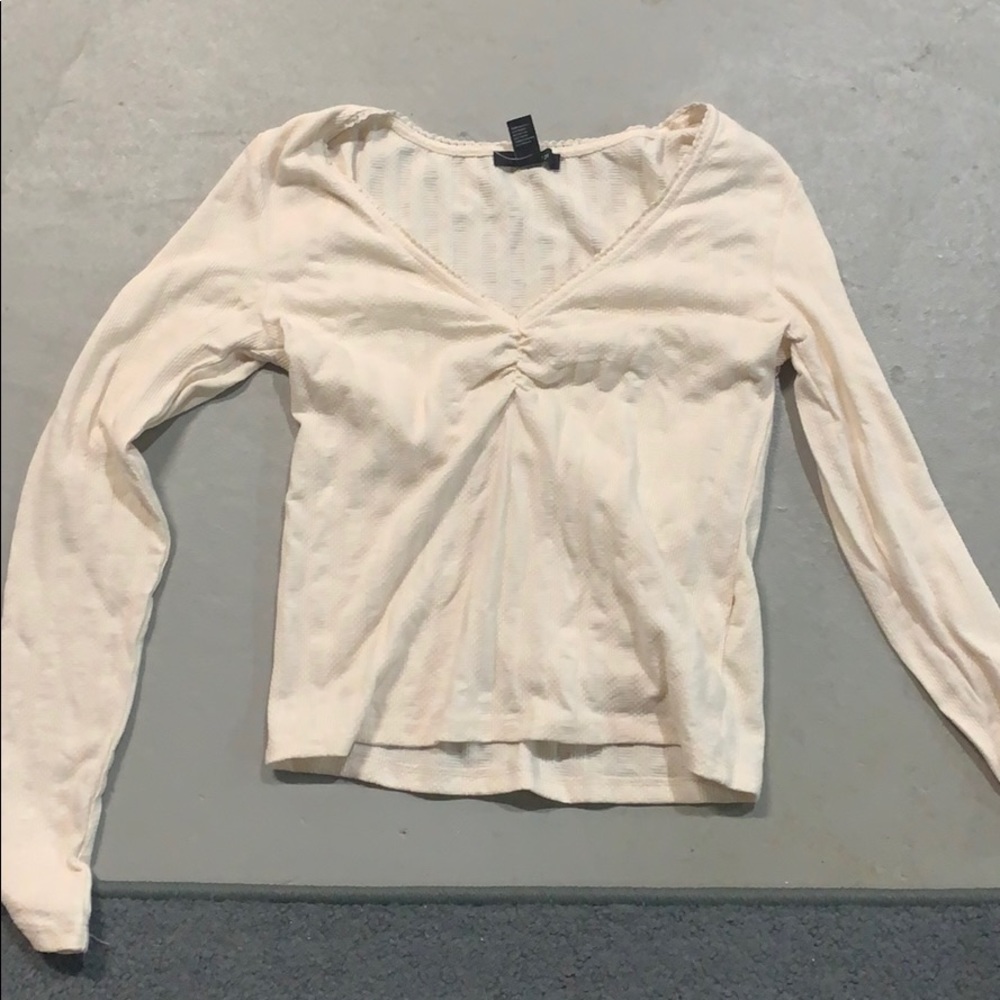 Long sleeve tee